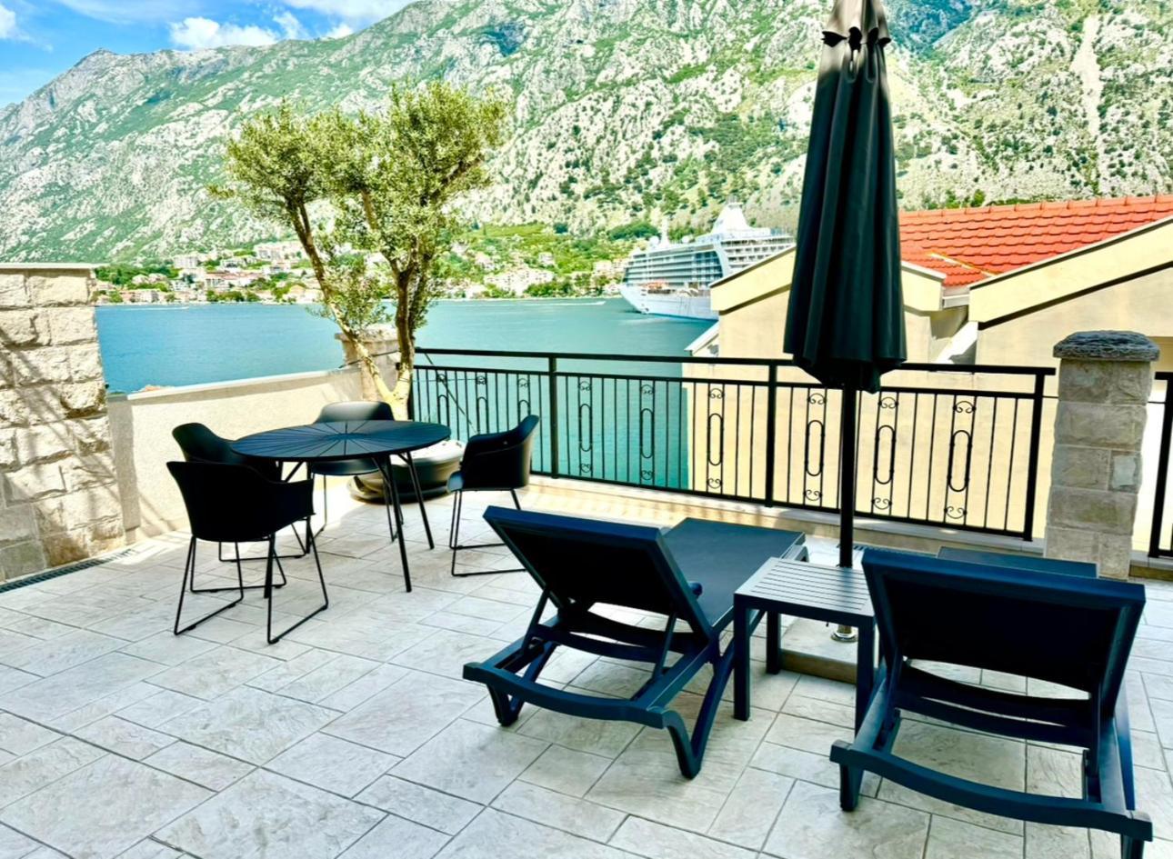 Dekaderon Lux Apartments Котор Экстерьер фото